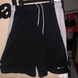 nike men’s shorts